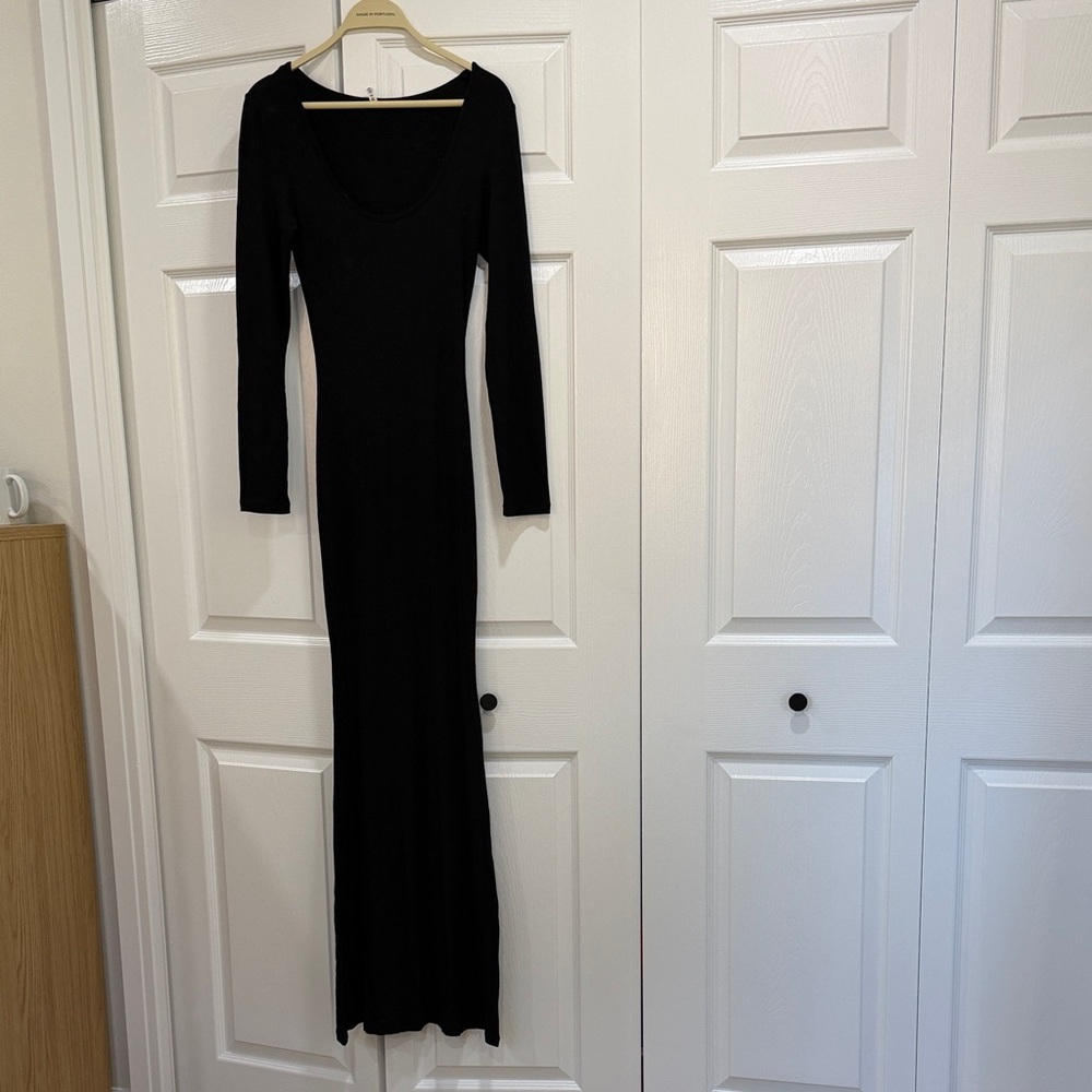 Black Long Sleeve Maxi Dress